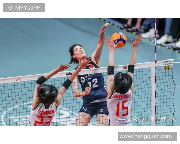 重庆排球队防反体系解析与战术创新探讨