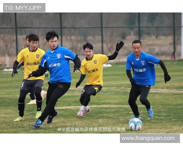 南京足球队逆袭之路挑战赛特别报道揭示背后奋斗与坚持的故事 南京足球队逆袭之路挑战赛特别报道揭示背后奋斗与坚持的故事